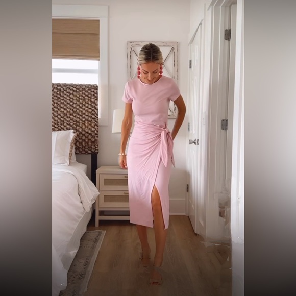 Short Sleeve wrap front dress - Picture 9 of 15